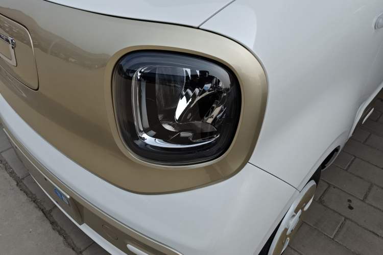 Used Bestune Pony 2026 222km Colorful Horse
