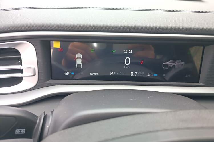 Used RELY Venucia R08 2025 Model 2.3T 8AT 4WD Diesel Standard Box Trail Edition Instrument Cluster