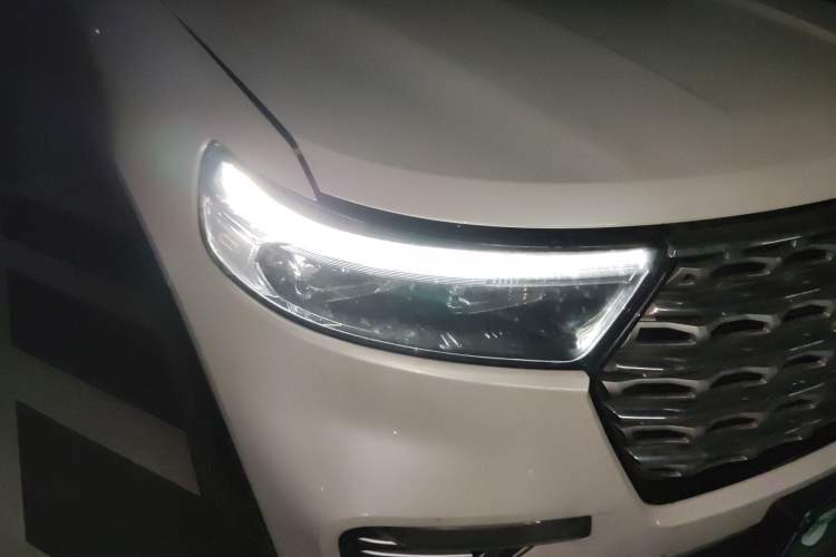 Used Ford Explorer 2020 EcoBoost 285 4x4 Titanium Edition 6 Seats