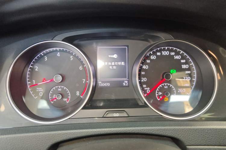 Used Volkswagen Golf 2017 1.6L Automatic Comfort Million-Vehicle Anniversary Edition
