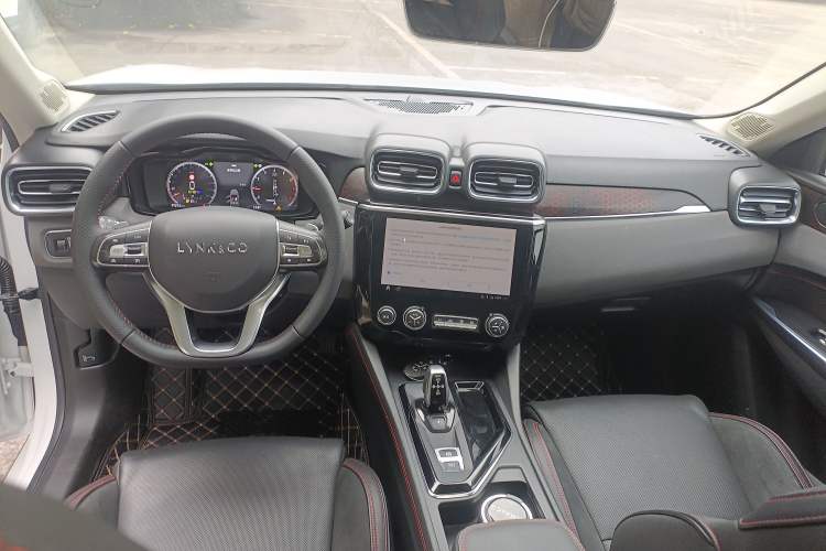 Used Lynk & Co 02 2018 1.5T DCT Two-Wheel Drive Pro Version China V Emission Standard