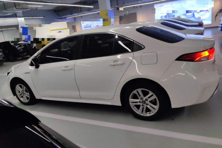 Used Toyota Levin 2021 Dual-Motor 1.8H E-CVT Leading Edition
