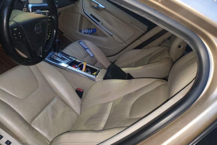 Used Volvo S60 2011 2.0T Comfort Edition