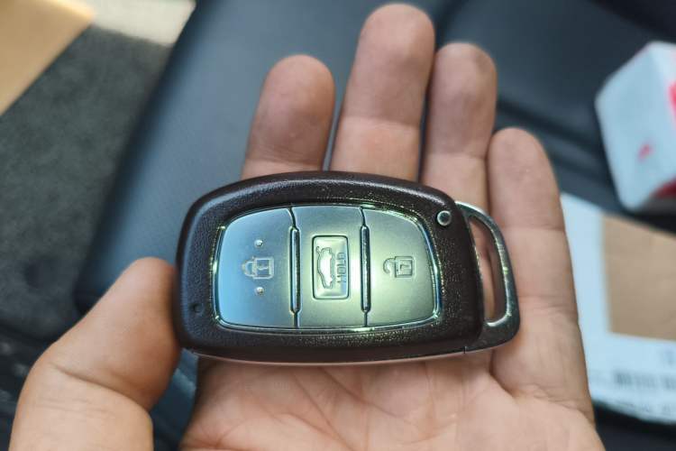 Used Hyundai Sonata Plug-in Hybrid 2018 2.0 PHE Smart Enjoyment Version China VI Standard Vehicle Key