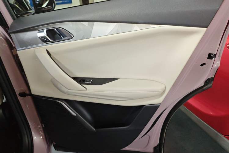 Used Lynk & Co 06 EM-P 2023 1.5T Remix PHEV Shero