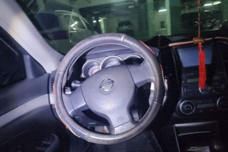 Used Nissan Sylphy 2012 1.6XE Manual Comfort Edition Steering Wheel