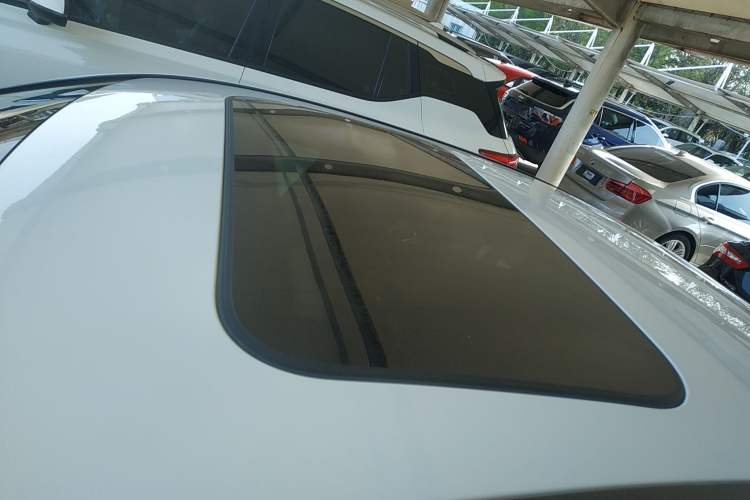 Used Mercedes-Benz C-Class 2020 Restyled C 260 Sport Edition Roof