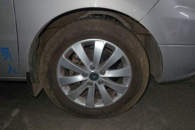 Used JAC Group Refine M5 2014 Colorway 2.0T Gasoline Manual Business Edition
