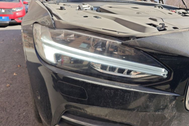 Used Volvo S90 2017 T5 Prestige Edition