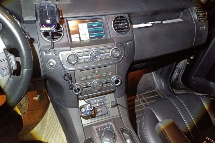 Used Land Rover Discovery 2014 3.0 SC V6 SE