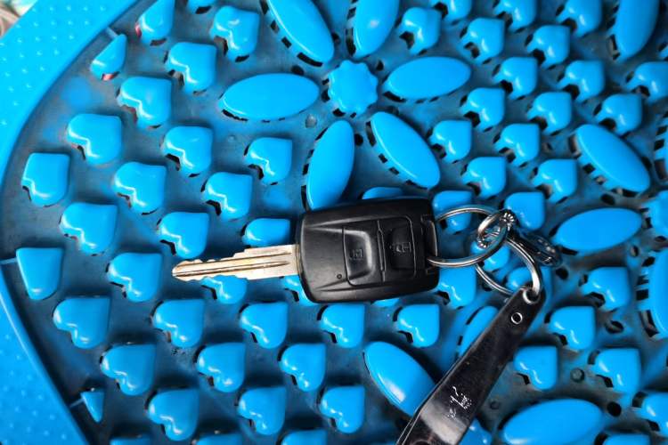 Used Wuling Rongguang V 2018 1.5L Standard Version Vehicle Key