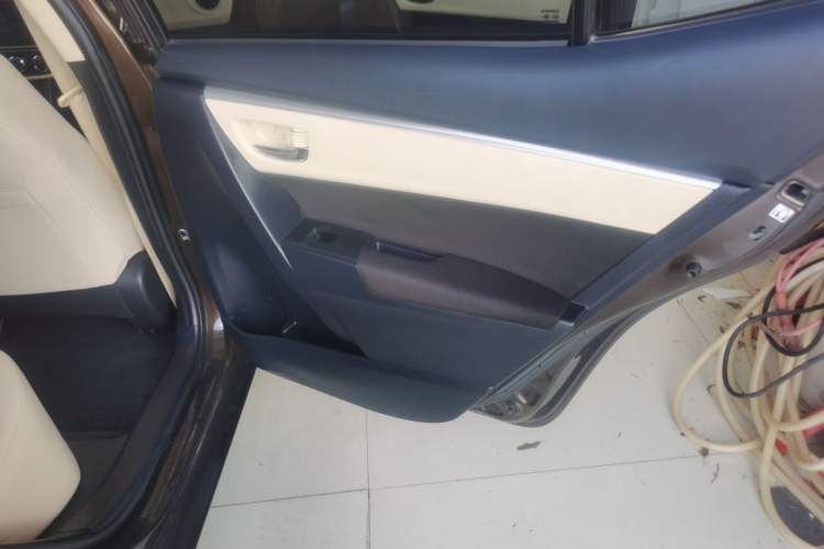 Used Toyota Corolla 2017 Revised Version 1.2T S-CVT GL
