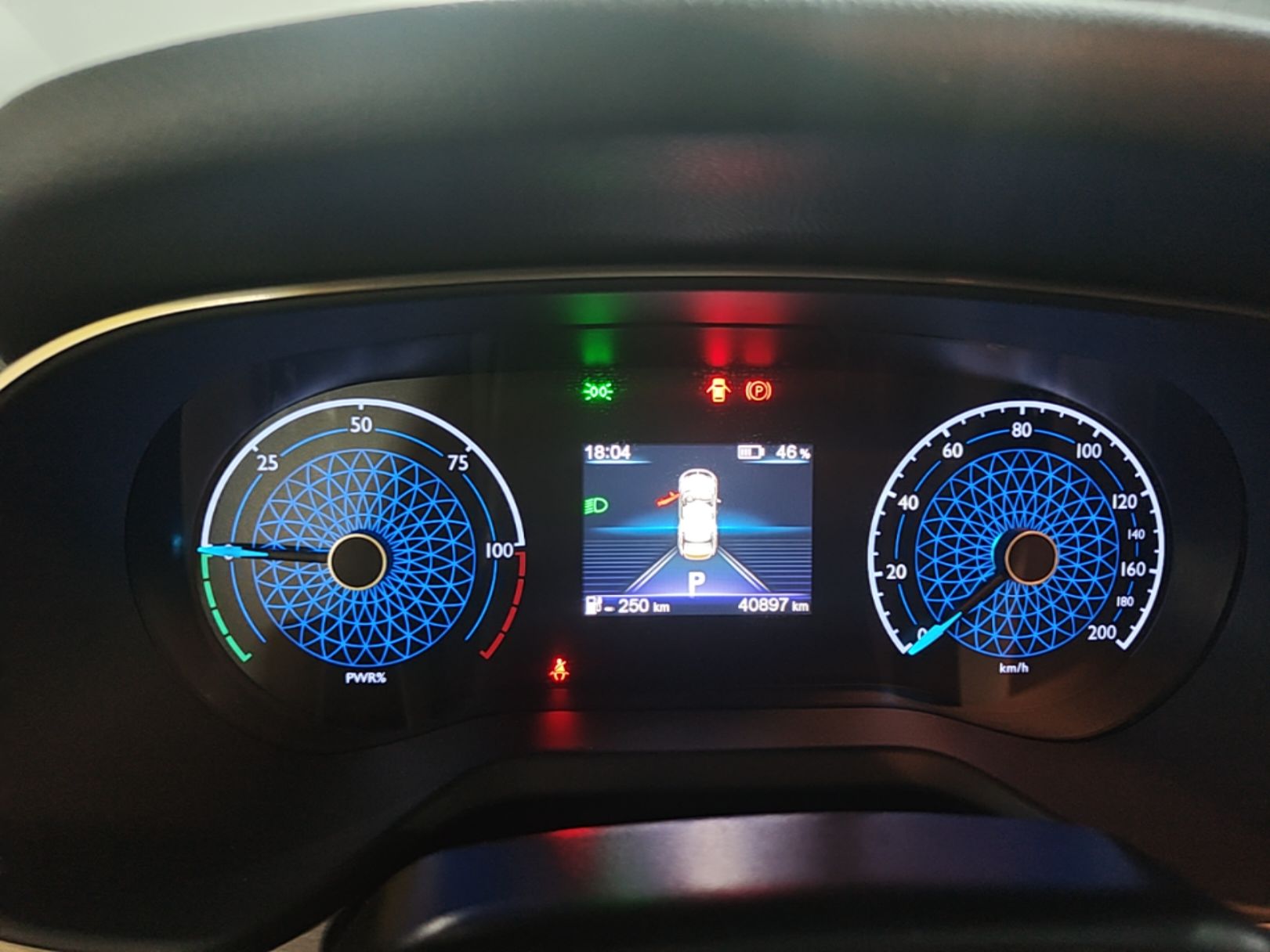 Hongqi E-QM5 2024 610 km PLUS — снимка 14