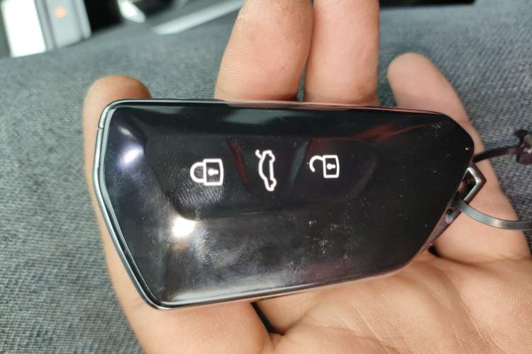 Used Volkswagen Golf 2024 280TSI DSG Pro 50th Anniversary Edition
