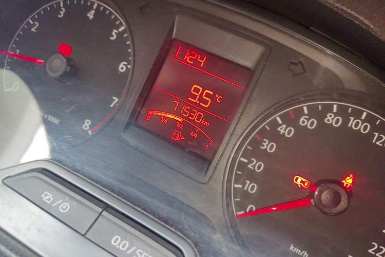 Used Volkswagen Jetta 2015 1.4L Manual Fashion Model
