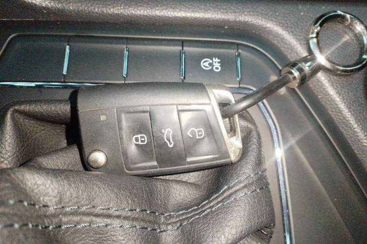 Used Volkswagen Tharu 2022 280TSI Two-Wheel Drive Trend Edition
