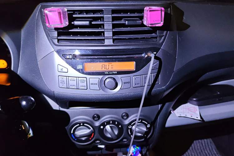 Used Suzuki Alto 2013 1.0L Automatic Luxury Model Audio And AC Panel