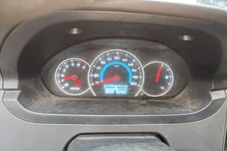 Used Wuling Rongguang New Truck 2023 2.0L Single-Row Base Version LJM20B Instrument Cluster
