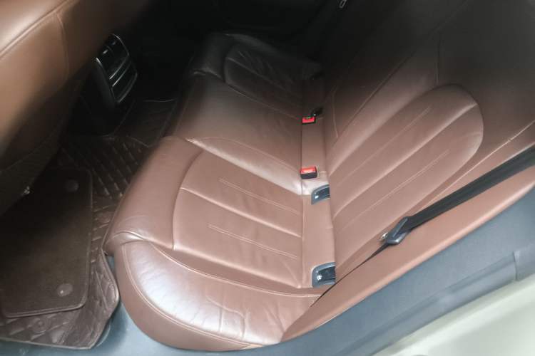 Used Audi A7 2013 50 TFSI quattro Comfort trim