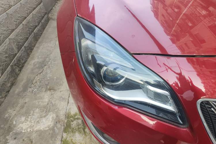 Used Buick Regal 2015 2.0L Leading Fashion Edition
