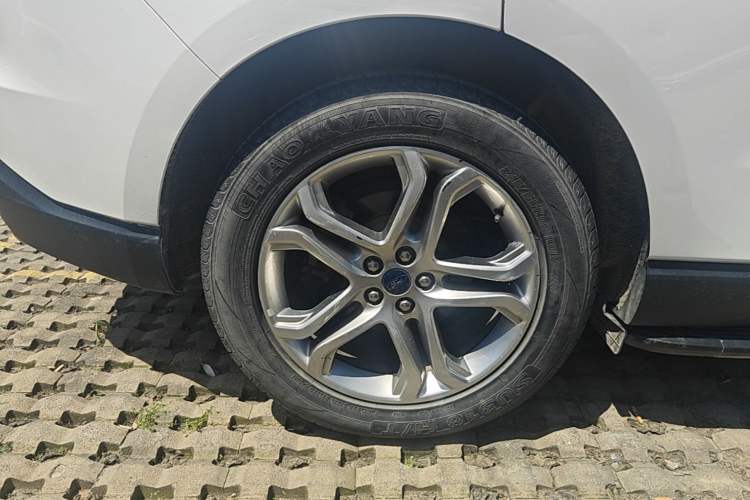 Used Ford Edge 2018 EcoBoost 245 Two-Wheel-Drive Titanium 7-Seater China V Standard
