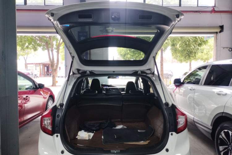 Used Honda Jade 2013 1.8L automatic Comfort version 5 seats