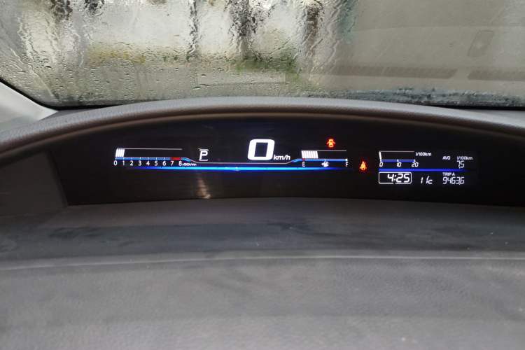 Used Honda Jade 2014 1.8L Automatic Comfort Elite Version 5 Seats