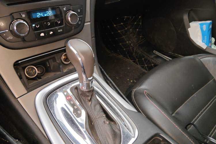 Used Buick Regal 2010 2.0T Luxury Sport Edition