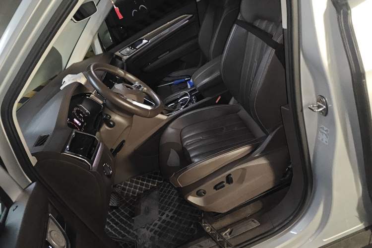 Used Volkswagen Viloran 2020 330TSI Luxury Edition