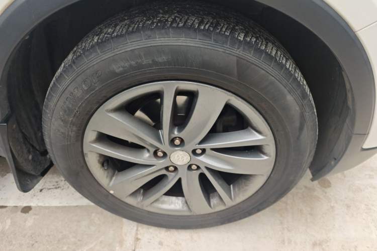 Used Buick Encore 2017 18T Automatic Two-Wheel Drive Urban Fashion Model