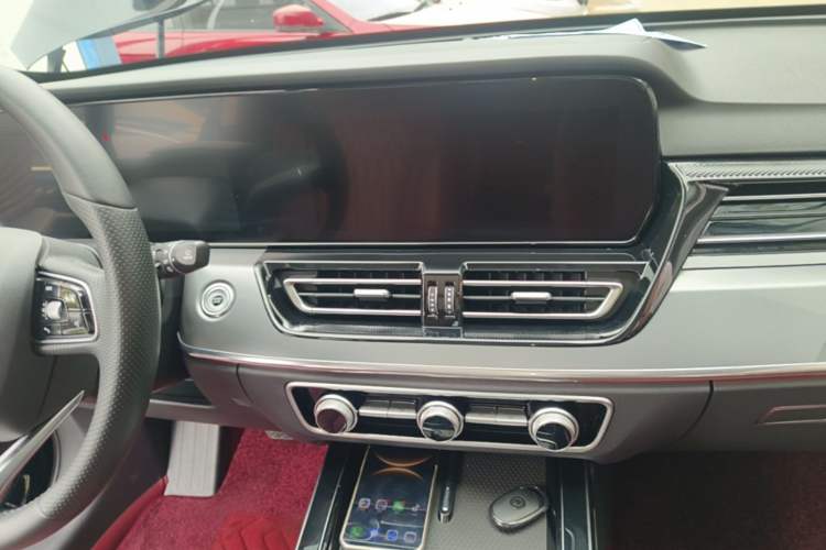 Used Hongqi HS5 2023 2.0T Qixiang Pro Edition Audio And AC Panel