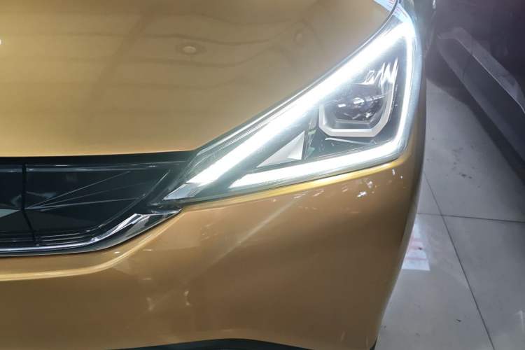 Used AION Trumpchi GE3 2018 530 Internet Premium Edition Left Front Headlight