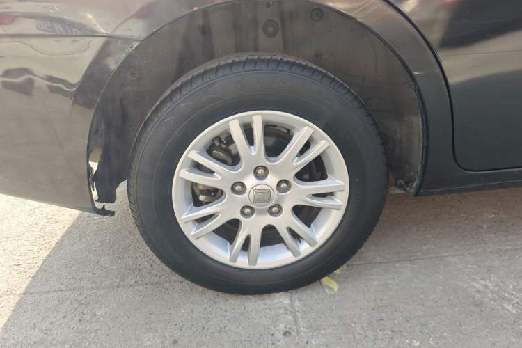 Used Zotye Z300 2014 1.5L Value Edition Manual Comfort Model
