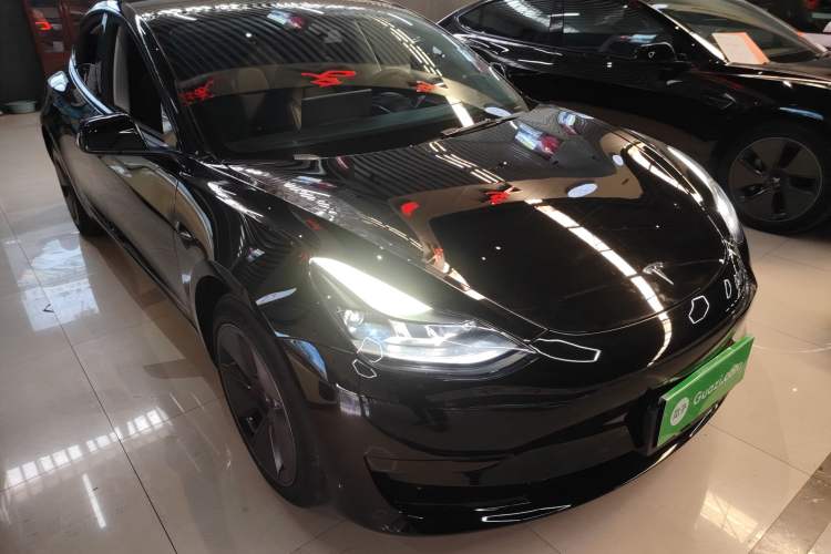 Used Tesla Model 3 2022 Rear-Wheel-Drive Version Front Right 45 Deg