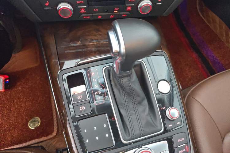 Used Audi A6L 2014 30 FSI Luxury Model Gear Lever