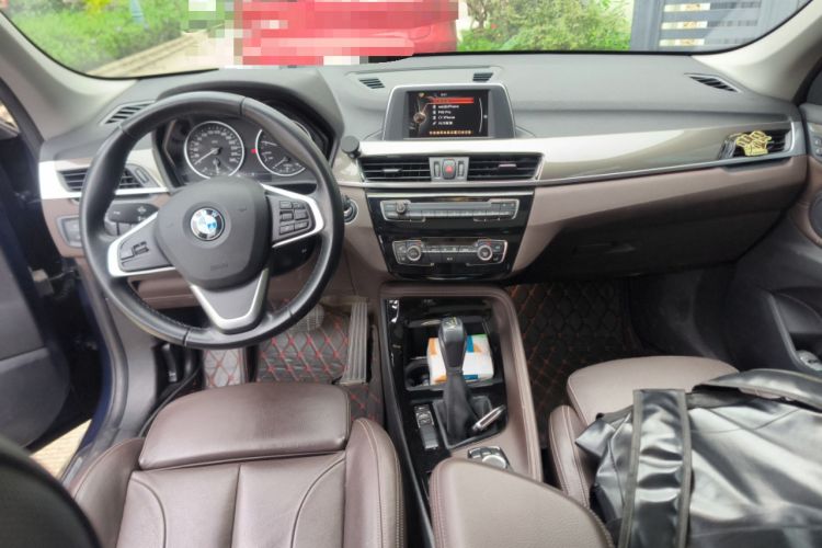 Used BMW X1 2018 sDrive18Li Luxury Model Center Console