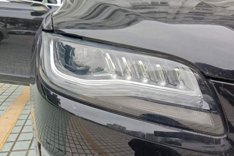 Used Lincoln MKZ 2019 2.0T Zunyue Edition China VI Standard Right Front Headlight