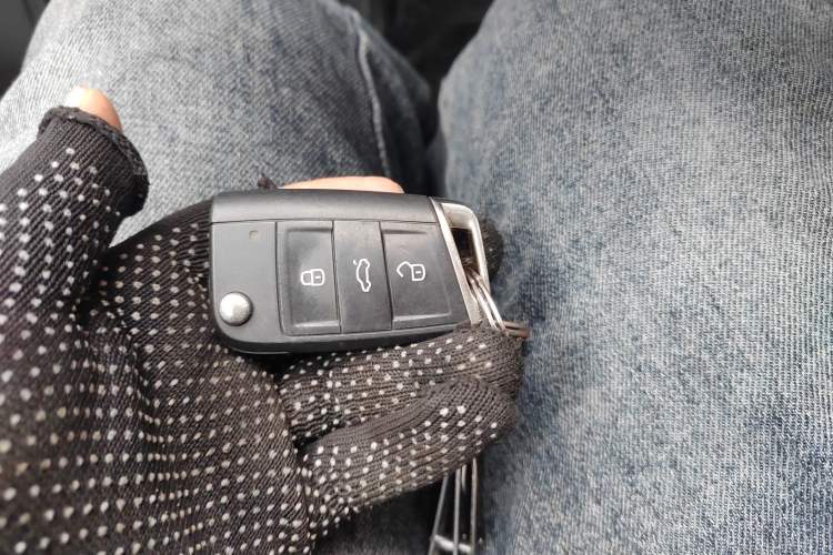 Used Volkswagen Tharu 2020 280TSI Two-Wheel Drive Comfort Edition China VI Standard Vehicle Key