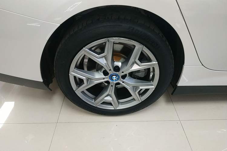 Used BMW i3 2022 eDrive 35 L
