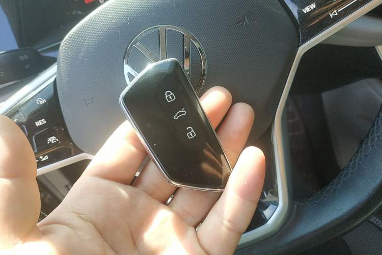 Used Volkswagen Teramont 2023 380TSI Four-Wheel Drive Luxury Edition Vehicle Key