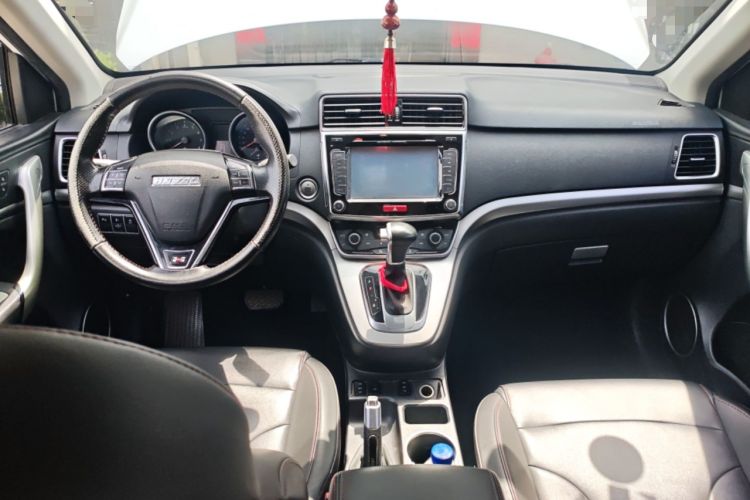 Used Haval H6 2017 Red-Label Sport Edition 1.5T Automatic Two-Wheel Drive Luxury Model
