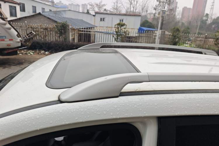 Used BYD Song 2017 Gaishe Upgrade Edition 1.5TID Automatic Elite Model Roof