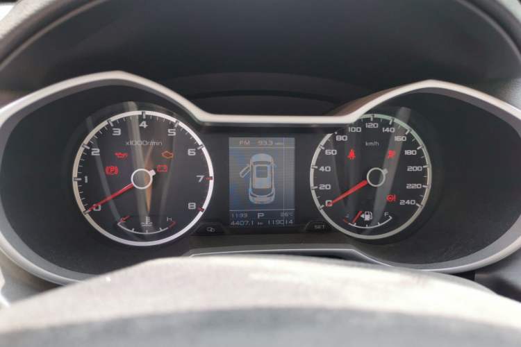 Used Geely Auto Emgrand X7 Sport 2016 1.8TD Automatic ZhiShang Model