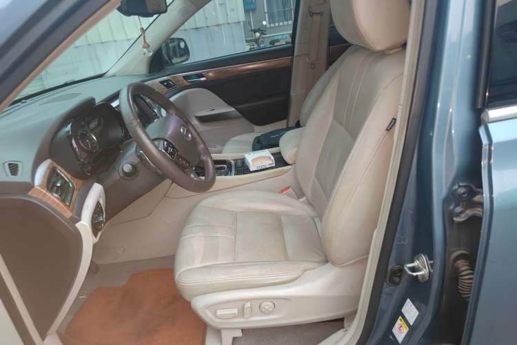 Used GAC Trumpchi GS8 2017 320T Two-Wheel Drive Luxury Smart Connectivity Version (7 Seats) Left Front Seat