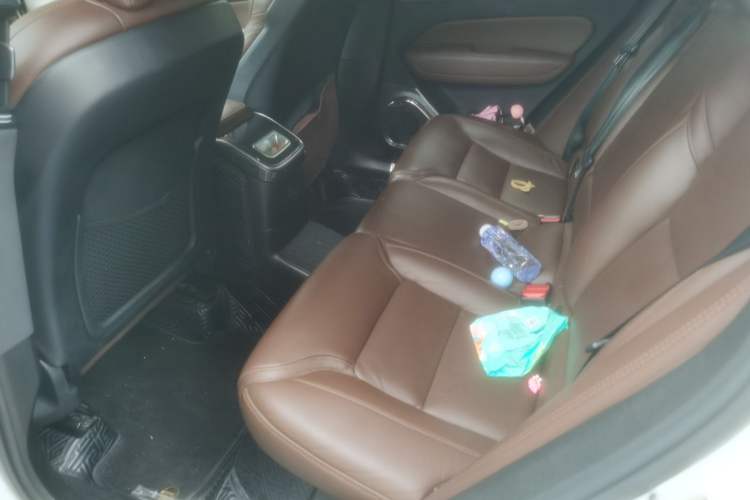 Used Volvo XC60 New Energy 2022 T8 Plug-in Hybrid Long-Range All-Wheel Drive Luxury Edition
