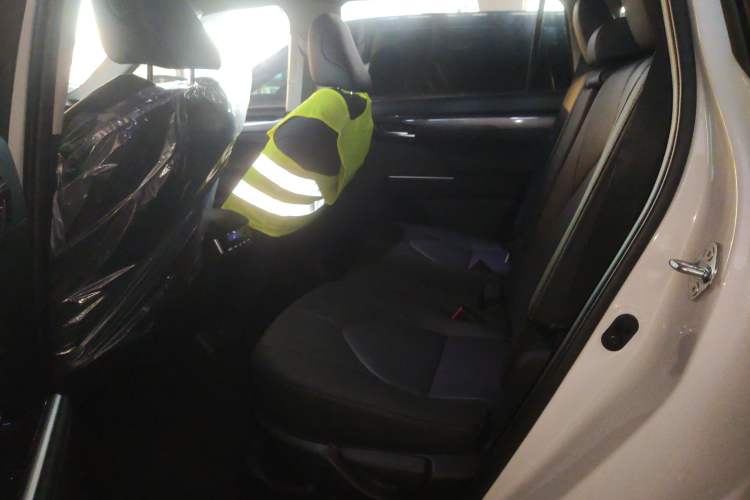 Used Toyota Highlander 2024 2.5L Smart Electric Hybrid Dual-Motor Two-Wheel-Drive Prestige Version 7 Seats