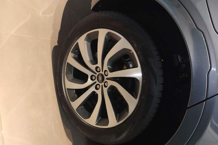 Used Land Rover Discovery Sport 2020 249 PS R-Dynamic Performance Tech Edition 5 Seats
