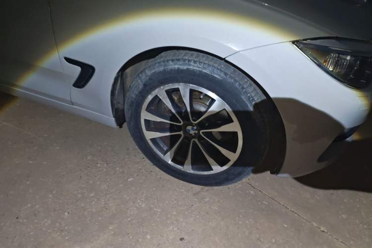 Used BMW 3 Series GT 2013 320i Leading Model