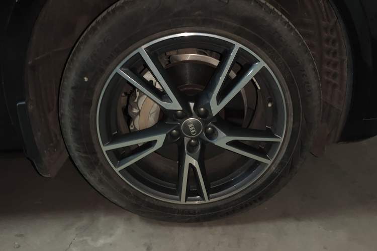 Used Audi Q5L 2020 Updated 40 TFSI Prestige Fashion Edition
