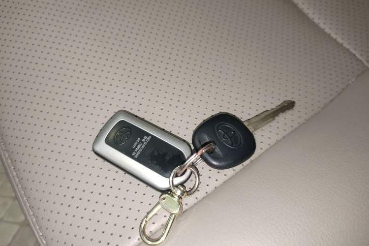 Used Toyota Verso 2014 Starlight 180E CVT Elite Edition